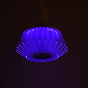 <span class=keywords><strong>Ampoule</strong></span> LED Musicale 36W pour Fêtes à Domicile, Salles KTV, Clubs, Discothèques – <span class=keywords><strong>Ampoule</strong></span> Haut-Parleur Musical Sans Fil RGB à Connexion Stable avec <span class=keywords><strong>Musique</strong></span> - Product Image 3