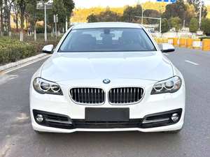 B-M-W 520Li Elegance 2014 2.0T Automatica, Berlina di Lusso Tedesca, Passo Lungo, Potenza Turbo, Comfort Premium, Guida a Sinistra, Interni in Pelle Scura, R17 - Product Image 2