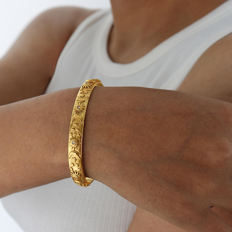 Bangle - Gold
