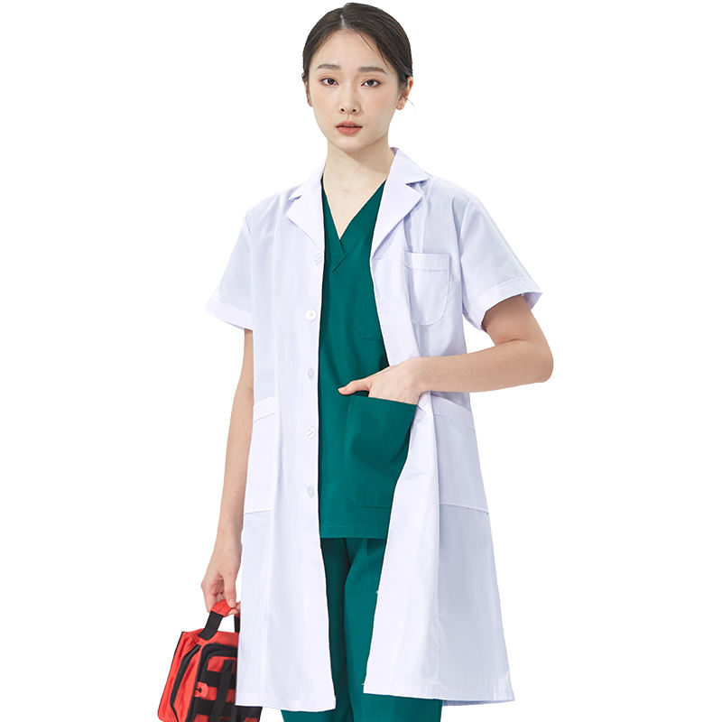 แขนสั้นสีขาวสำหรับผู้หญิง