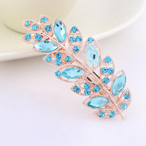 Gros Diamant Printemps Pinzas Para Cabello Grand Coréen <span class=keywords><strong>Strass</strong></span> Métal Creux Épingle À <span class=keywords><strong>Cheveux</strong></span> Dames Élégant De Luxe Accessoires De <span class=keywords><strong>Cheveux</strong></span> - Product Image 5