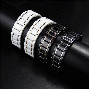 Cinturino in Acciaio Inossidabile e Ceramica da 20mm 22mm per <span class=keywords><strong>Apple</strong></span>, Samsung, Huawei <span class=keywords><strong>Watch</strong></span>, Sgancio Rapido, <span class=keywords><strong>5</strong></span> Perle, Accessori per Orologi - Product Image 1