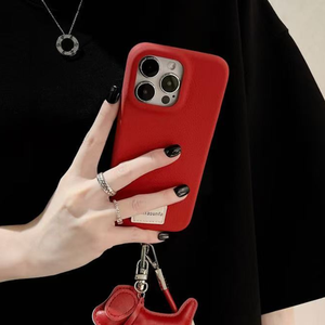 Étui de téléphone en <span class=keywords><strong>cuir</strong></span> vintage rouge pour 15promax 14promax 16promax 15pro 13promax Vente en gros avec chaîne - Product Image 3
