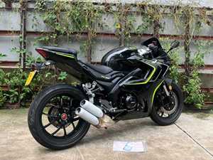 Motocyclette à essence Ducassion 400 bicylindre refroidie par eau d'occasion - Moto sportive d'occasion - Product Image 3