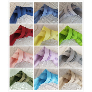 <span class=keywords><strong>Fermeture</strong></span> <span class=keywords><strong>à</strong></span> <span class=keywords><strong>glissière</strong></span> en nylon <span class=keywords><strong>au</strong></span> <span class=keywords><strong>mètre</strong></span> Longue chaîne Nylon Zipper Yards Rouleaux Taille 5 Zipper Tape - Product Image 6
