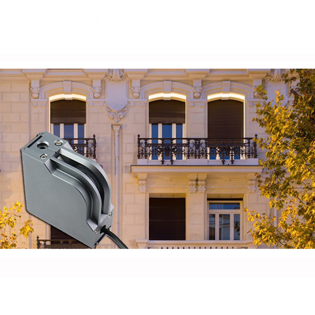 New Design Window Trick 360 Degree 6W Outdoor LED Light with RGB IP65 Waterproof & Adjustable Brightness