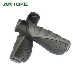 Poignées de guidon de vélo en silicone 22,2 mm à verrouillage pour VTT, confortables, noir/gris - Product Image 2