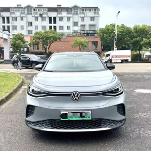 Usado, 2022, para ID.4 Crozz, SUV de 5 puertas y 5 asientos, con volante a la izquierda, asientos de cuero, interior oscuro, neumáticos R19, emisiones ID.4 VI - Product Image 1