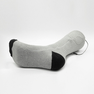 Chaussettes chauffantes USB offrant une chaleur durable pour les activités quotidiennes à l'intérieur et à l'extérieur, le travail de bureau et les vêtements décontractés Chaussettes chauffantes - Product Image 3