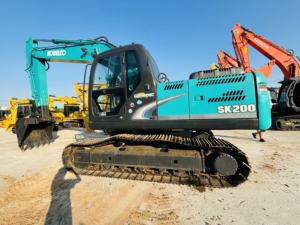 Excavadora de orugas de tamaño mediano usado Kobelco SK200 y SK210 capacidad de 20 toneladas con bomba de caja de cambios de motor Hino - Product Image 3