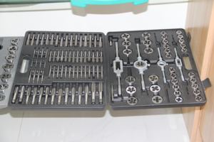 Kit de herramientas rotativas GOLDMOON, juego de herramientas manuales de 121 piezas, gran oferta, kit de herramientas de alta calidad al por mayor, grifo y troquel - Product Image 2