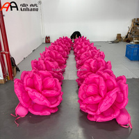 Chaînes de roses gonflables géantes, chaînes de fleurs pour célébrations, décoration de mariage, autres événements, scènes de bonheur et romantiques