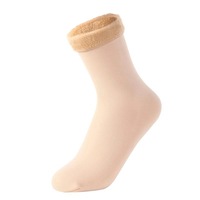 Chaussettes d'hiver épaisses en velours pour femmes, idéales pour la neige et la maison, chaussettes longues et chaudes pour l'intérieur