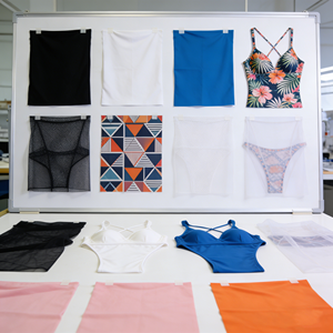 Costumi da bagno in tessuto <span class=keywords><strong>di</strong></span> alta qualità da donna <span class=keywords><strong>di</strong></span> <span class=keywords><strong>lusso</strong></span> 2025 con taglio a schiena e schiena glitterato <span class=keywords><strong>Bikini</strong></span> con cravatta personalizzata - Product Image 5