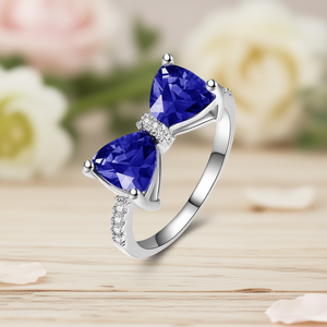 Anillo de Cóctel con Zafiro Azul para Mujer, Diseño de Lazo con Piedras de Corte Trillón Creadas en Laboratorio, Acero Inoxidable Chapado en Plata 925, W - Product Image 2