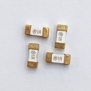 Porte-fusibles SMD Yang An 2410 6125 pour montage en surface - Product Image 3