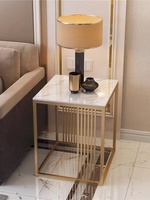 Table basse compacte carrée en pierre ardoise avec cadre métallique, style nordique, luxe léger, moderne et minimaliste, pour salon, sans installation