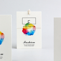 Étiquettes de vêtements colorées personnalisées - Étiquettes rectangulaires en papier avec impression de logo personnalisé