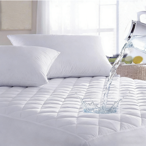 Fabrika Toptan Su Geçirmez Yeniden Kullanılabilir Çevre Dostu Yatak Koruyucu Nefes Alabilen Kapitone Yatak Örtüsü Altlığı Makinede Yıkanabilir - Product Image 1