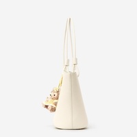 2025 nouvelle mode dames Litchi motif décontracté fourre-tout sac à main simple épaule fermeture éclair chaînes PU 20L lavage à la main en gros d'âge moyen