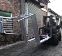 Nouveau dispositif de basculement de conteneurs HZ SUNPOWER pour chariots élévateurs, machine de déchargement de marchandises, machine de basculement de matériaux, efficace pour les opérations de 1 à 2 tonnes