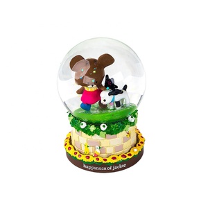 Breloques en résine de boule de neige personnalisées de marque, en verre, <span class=keywords><strong>Film</strong></span> stéréoscopique, dessin animé pour enfants, cadeaux d'anniversaire - Product Image 4