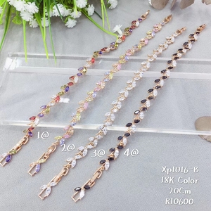เครื่องประดับแฟชั่นซูปิงปี 2020 สีทอง 18k ประดับด้วยหินหลากสี ตัวล็อคนาฬิกาแบบเรียบง่าย สร้อยข้อมือสำหรับสาวๆ - Product Image 2