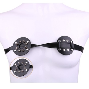 Stimulateur mammaire féminin avec chaîne en cuir à tête ronde, attache-poitrine pour homme et femme, jouet sexuel de flirt - Product Image 1
