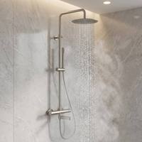 Système de douche et bain sans plomb en gros pour usine, avec bec de baignoire, ensemble de douche pluie mural, robinet de baignoire en acier inoxydable