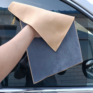 Panno per Pulizia Auto in Microfibra con Un Lato in Corallo e Un Lato in Velluto di Daino, Asciugamano per Lavaggio a Secco dell'Auto - Product Image 6