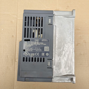 Convertidor de Frecuencia para Automatización de Motores FR-E740-0.75K-CHT, 0.75KW, 380V - Product Image 6