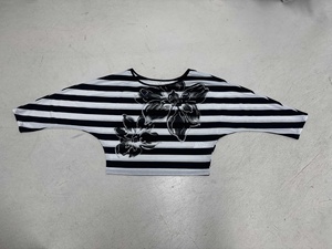 Camiseta Y2K Vintage Estampada a Rayas con Hombros Descubiertos y Mangas Murciélago para Mujer, Estilo Urbano Holgado e Informal para Verano - Product Image 6