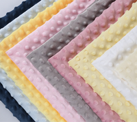 100% Polyester Super doux en relief laiteux point en peluche tissu bébé Swaddle couvertures jouets filles doublure câlin bulle brossé tricoté
