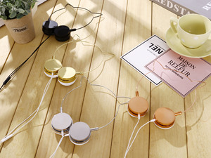 Kinder kabel gebundene Kopfhörer Kinder über Kopf Faltbare Stereo-Kopfhörer mit 3,5-mm-Musik Nettes Katzen-Headset - Product Image 4