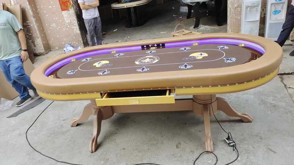 高級ポーカーテーブル Amazon.co.jp: TiltPlay ポーカーテーブル 高級 10人対応 家庭用
