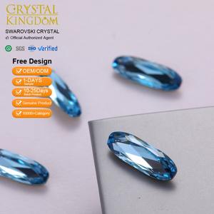 Ensemble collier et boucles d'oreilles superposés en strass Crystal 4161 Premium, 16 facettes, style pointback - Product Image 2