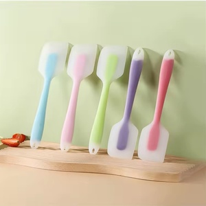 Wholesale <b>Silicone</b> Scraper Kitchen Accessories Heat Resistant <b>Baking</b> Tools Kitchen <b>Silicone</b> Spatulas - Product Image 2