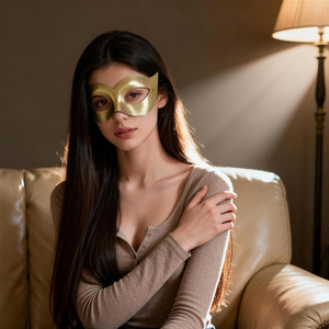 Masques de fête en plastique de couleur unie, peints par pulvérisation, pour hommes et femmes, costumes d'Halloween, carnaval, décorations de fête dansante - Product Image 2