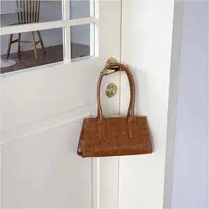 Bayan çantası Mini plaj ücretsiz kargo moda Pvc şeffaf yeni tasarım deri lüks Crossbody tuval Tote büyük işlemeli çanta