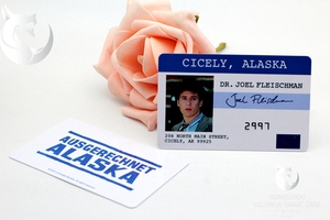 บัตรประจำตัวพีวีซีเคลือบเงาสีสันสดใสแบบเต็มรูปแบบ พร้อมชิป RFID NFC รองรับ EM4305 สำหรับใช้ในธุรกิจสมาชิก ขายดี - Product Image 3