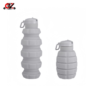 Bouteille d'eau pliable CZFIT, qualité alimentaire, anti-fuite, écologique, avec poignée, unisexe, vente en gros d'usine. - Product Image 1