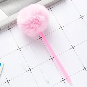 Divertidos y Lindos Bolígrafos Pom Pom, Regalos Novedosos Personalizados para la Escuela y la Oficina - Disponibles al por Mayor - Product Image 4