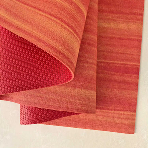 เสื่อโยคะ PVC สำหรับออกกำลังกายที่บ้าน ขนาด 5 มม. สีรุ้งหลากสี กันลื่น ทนทานต่อการสึกหรอ นุ่ม กันน้ำ ใช้สำหรับกระโดดเชือก คาร์ดิโอ และฟิตเนส - Product Image 2