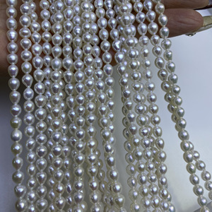 Collier de perles d'eau douce naturelles blanches 4-5-6mm, goutte d'eau courte, dispersion forte de la lumière, perle semi-finie - Product Image 2