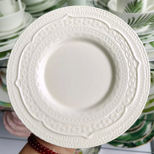 Piatto Piano In Ceramica Stile Pastorale 22cm | Motivo Floreale Rosa/Giallo | Piatto Per Pasta E Insalata Dipinto A Mano