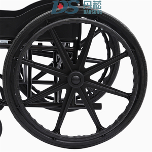 調節可能な手動車椅子 折りたたみ式 15kg 軽量で移乗しやすい - Product Image 3