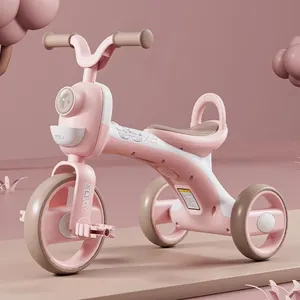 2024新しいスタイル2-10歳の赤ちゃんが光と音楽で運転するための自転車三輪車プラスチックで最も人気のある赤ちゃんの乗り物