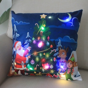 Nouvelle lumière de Noël <span class=keywords><strong>oreiller</strong></span> de lueur de Noël <span class=keywords><strong>oreiller</strong></span> de lumière LED avec taie d'<span class=keywords><strong>oreiller</strong></span> en peluche courte Super douce imprimée - Product Image 5