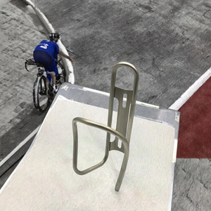 Portabidones de Titanio Ligero para Bicicleta de Montaña y Carretera PYTITANS, Precio de Fábrica al por Mayor - Product Image 3