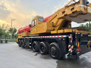 Grue mobile Sany STC1000C7 de 100 tonnes, modèle 2022, moteur Cummins, hauteur de levage maximale de 60 m, flèche jaune et rouge, construction robuste - Product Image 4